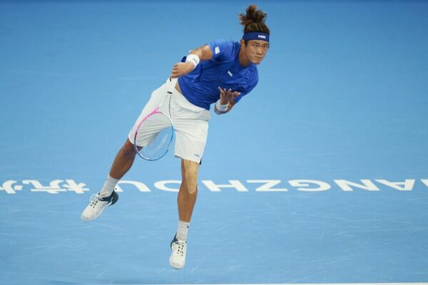¡Zhang Zhizhen arrasa con Bellucci y avanza a cuartos en el ATP de Hangzhou! 🎾🔥 _Zhang_Zhizhen_arrasa_con_Bellucci_y_avanza_a_cuartos_en_el_ATP_de_Hangzhou____