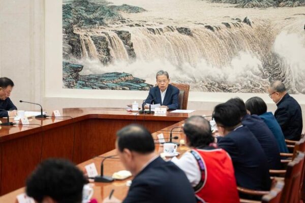 Zhao Leji pide a los congresos populares impulsar la modernización china 🚀 Zhao_Leji_pide_a_los_congresos_populares_impulsar_la_modernizacio_n_china__