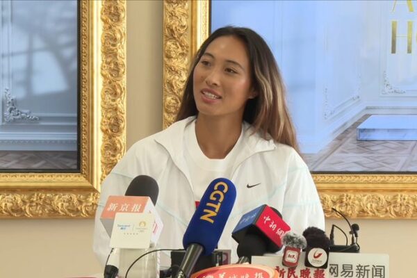 _Zheng_Qinwen_hace_historia_con_el_oro_oli_mpico_en_tenis_para_China___ video poster
