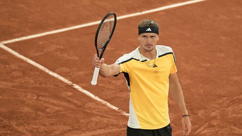 Zverev_y_Djokovic_sobreviven_a_emocionantes_partidos_para_llegar_a_la_cuarta_ronda_del_Abierto_de_Francia