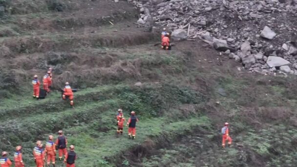 200_evacuados_tras_deslizamiento_de_tierra_en_Sichua_n__esfuerzos_de_rescate_en_curso