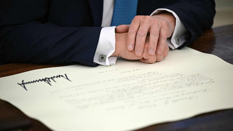 Aranceles_de_Trump_Encienden_Tensiones_Comerciales_Mundiales__China_Promete_Accio_n