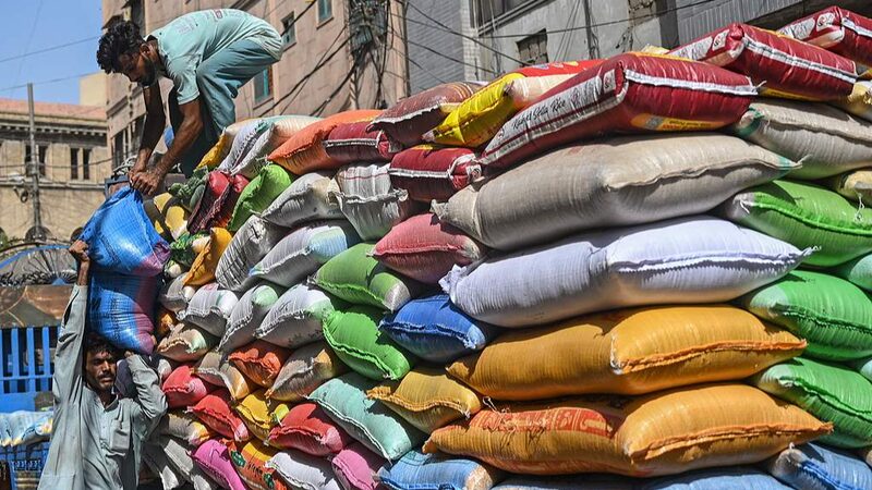 Bangladesh_y_Pakista_n_reavivan_lazos_comerciales__Un_impulso_para_la_economi_a_de_Asia