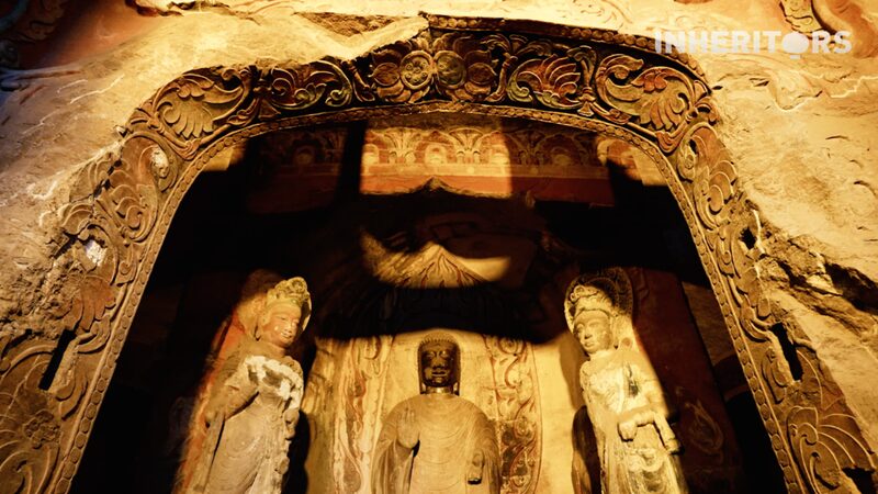 Descubre_los_Impresionantes_Patrones_de_Madreselva_de_las_Cuevas_de_Xiangtangshan__