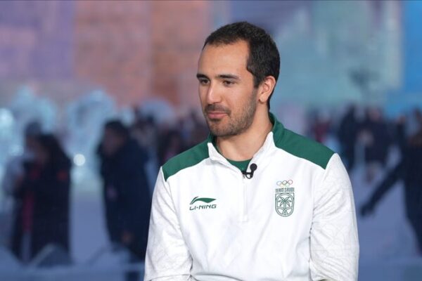 El atleta saudí Fayik Abdi elogia los Juegos Asiáticos de Invierno en China ❄️ El_atleta_saudi__Fayik_Abdi_elogia_los_Juegos_Asia_ticos_de_Invierno_en_China___ video poster