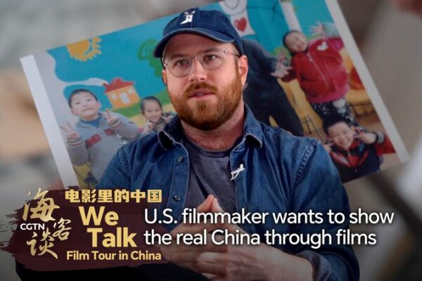 El_cineasta_estadounidense_Bobby_Mosser_busca_retratar_la_China_real_a_trave_s_de_peli_culas____ video poster