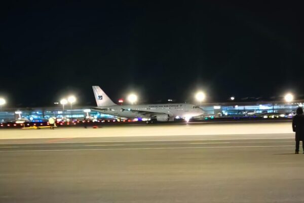 El_presidente_de_Pakista_n__Asif_Ali_Zardari__inicia_una_emocionante_visita_de_Estado_a_China_____