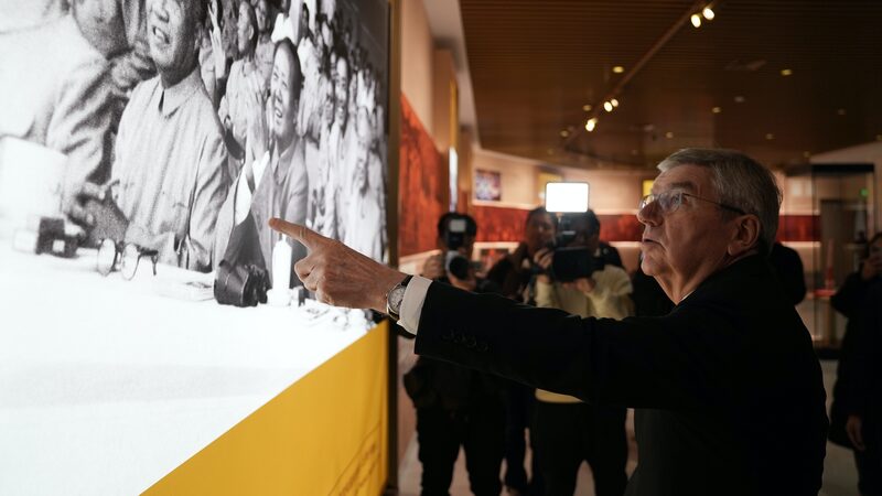 El presidente del COI, Bach, elogia al Museo Olímpico de Beijing por preservar el legado olímpico El_presidente_del_COI__Bach__elogia_al_Museo_Oli_mpico_de_Beijing_por_preservar_el_legado_oli_mpico