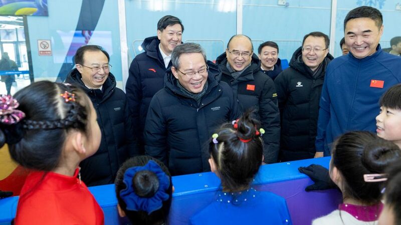 El_primer_ministro_chino_apoya_los_deportes_de_invierno_para_impulsar_la_economi_a