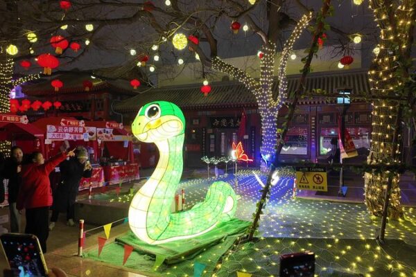 Entre la tradición y la tecnología: La experiencia de un expatriado primerizo en la feria del templo de Beijing Entre_la_tradicio_n_y_la_tecnologi_a__La_experiencia_de_un_expatriado_primerizo_en_la_feria_del_templo_de_Beijing