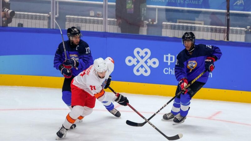 ¡Kirguistán remonta y vence a Kuwait 9-8 en increíble debut de hockey sobre hielo! _Kirguista_n_remonta_y_vence_a_Kuwait_9_8_en_increi_ble_debut_de_hockey_sobre_hielo_