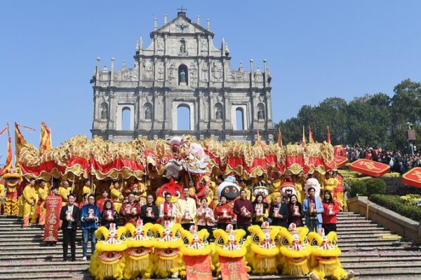 La Región Administrativa Especial de Macao celebra el Año Nuevo Chino con eventos deslumbrantes 🎉🐍 La_Regio_n_Administrativa_Especial_de_Macao_celebra_el_An_o_Nuevo_Chino_con_eventos_deslumbrantes___