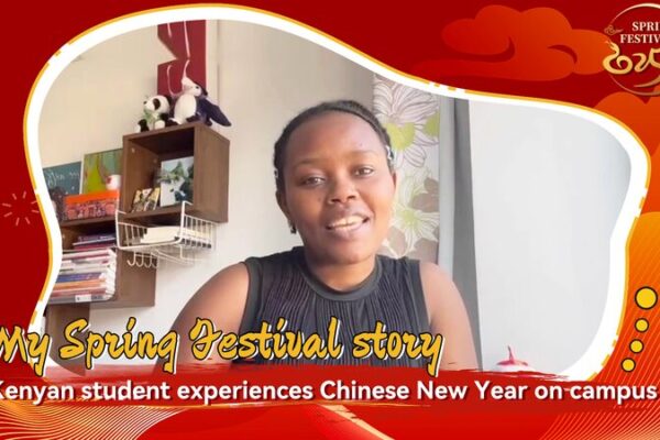 La alegre celebración del Año Nuevo Chino de una estudiante keniana en la Universidad de Pekín 🎉 La_alegre_celebracio_n_del_An_o_Nuevo_Chino_de_una_estudiante_keniana_en_la_Universidad_de_Peki_n__ video poster