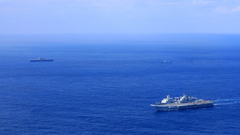 La_armada_de_China_realiza_ejercicios_rutinarios_cerca_de_la_costa_este_de_Australia__
