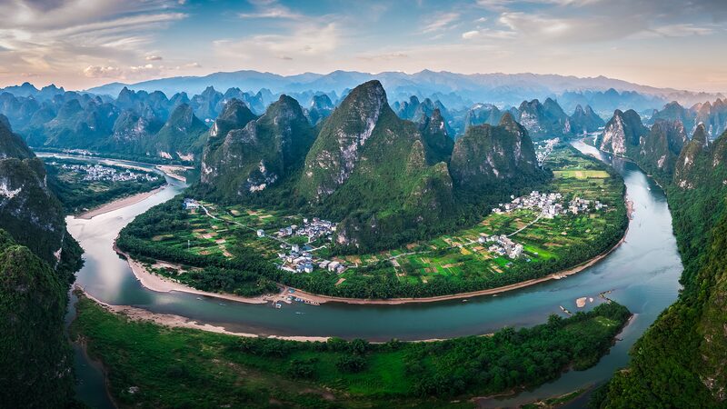La_belleza_esce_nica_de_Guilin_inspira_mundos_ico_nicos_en_Star_Wars_y_Genshin_Impact video poster