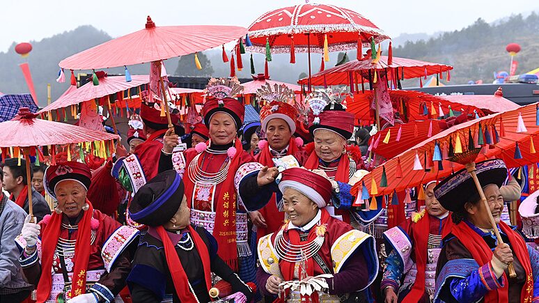 La_comunidad_Miao_celebra_una_cosecha_abundante_con_vibrantes_tradiciones___