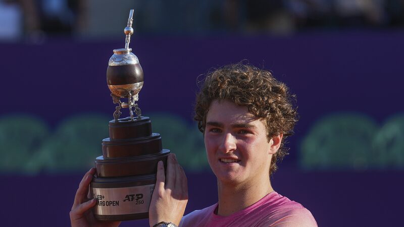 La_joven_estrella_brasilen_a_Joao_Fonseca_gana_su_primer_ti_tulo_ATP_en_el_Argentina_Open____