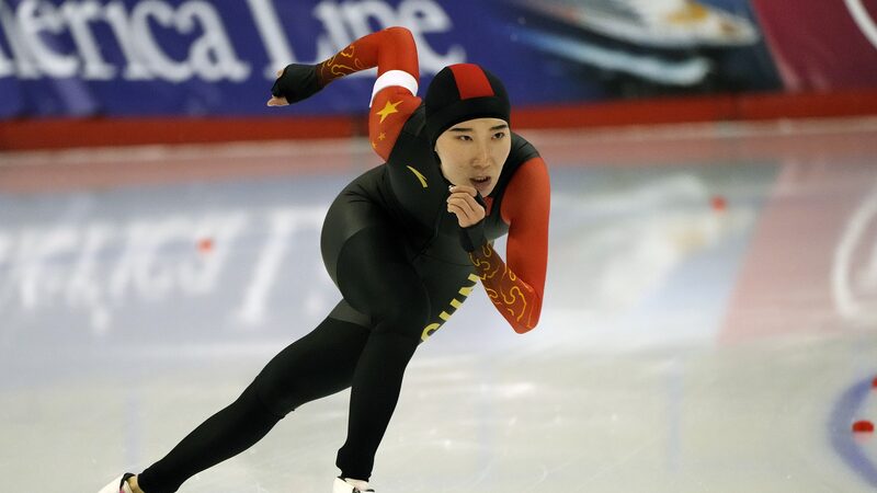 La_patinadora_de_velocidad_Han_Mei_apunta_al_oro_en_los_Juegos_de_Invierno_de_Asia__ video poster