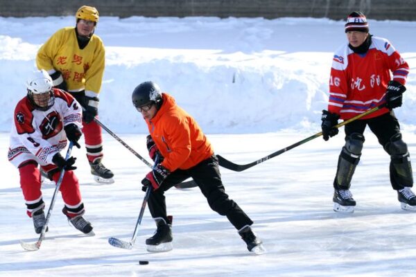 Los mayores de Shenyang brillan en el hielo: la edad es solo un número Los_mayores_de_Shenyang_brillan_en_el_hielo__la_edad_es_solo_un_nu_mero