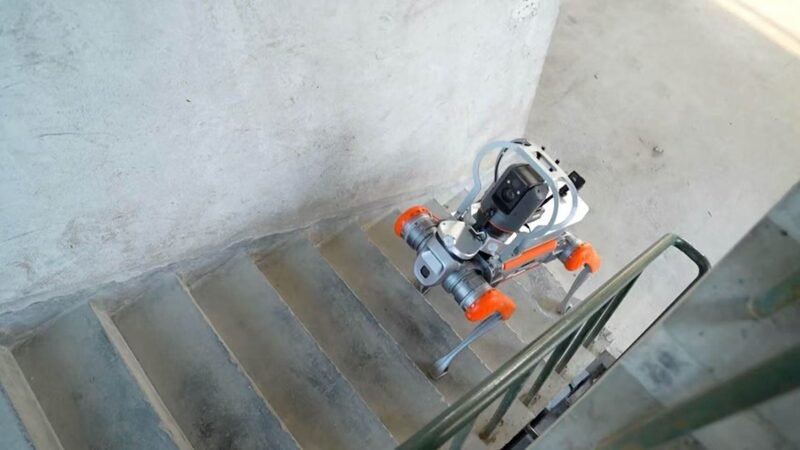 Los_perros_robot_se_unen_al_departamento_de_bomberos_de_Shandong_para_mejorar_las_misiones_de_rescate___ video poster