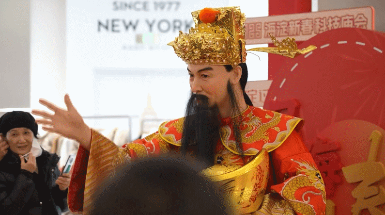 _Los_robots_se_roban_el_especta_culo_en_el_Festival_de_Primavera_de_China___