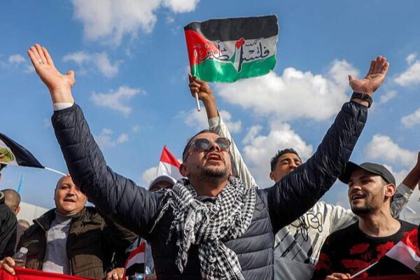 Manifestaciones en Gaza contra el plan de reubicación de Trump 🚫✈️ Manifestaciones_en_Gaza_contra_el_plan_de_reubicacio_n_de_Trump____