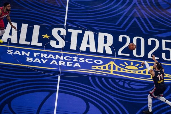¿Puede la NBA reavivar el entusiasmo de los fanáticos por el Juego de las Estrellas? _Puede_la_NBA_reavivar_el_entusiasmo_de_los_fana_ticos_por_el_Juego_de_las_Estrellas_ video poster