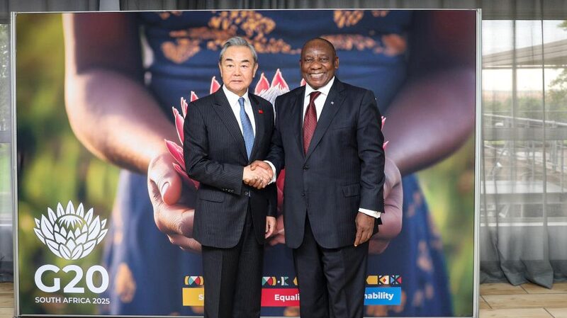 Ramaphosa_y_Wang_Yi_se_comprometen_a_fortalecer_las_relaciones_entre_China_y_Suda_frica