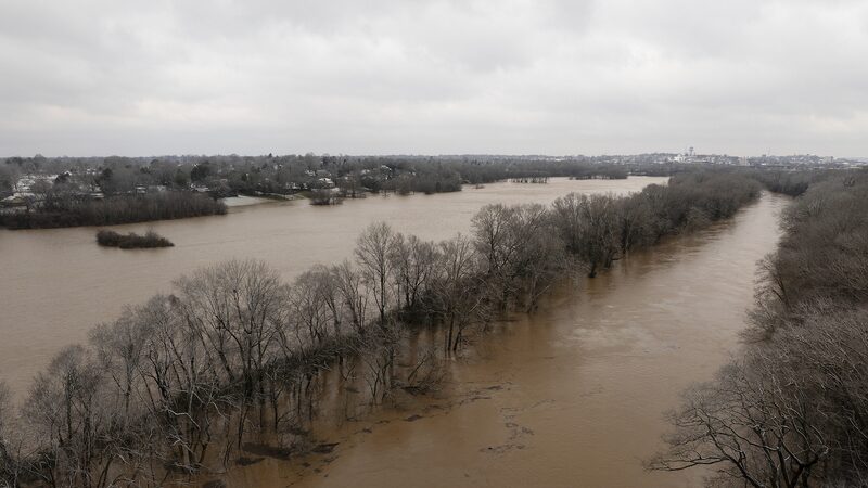 Tormenta_Invernal_Golpea_Kentucky__9_Muertos_y_1_000_Rescatados___