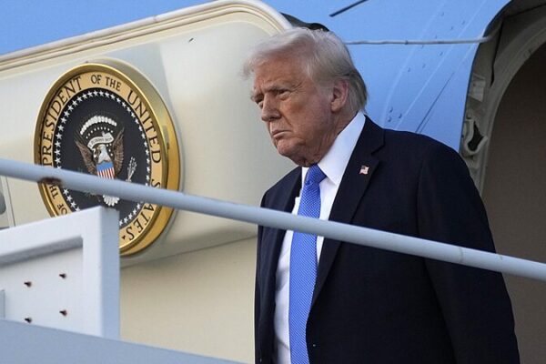 Trump_revoca_las_autorizaciones_de_seguridad_de_los_asesores_de_Biden___