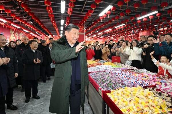 Visita de Xi a Liaoning: Un toque de calidez y compromiso Visita_de_Xi_a_Liaoning__Un_toque_de_calidez_y_compromiso
