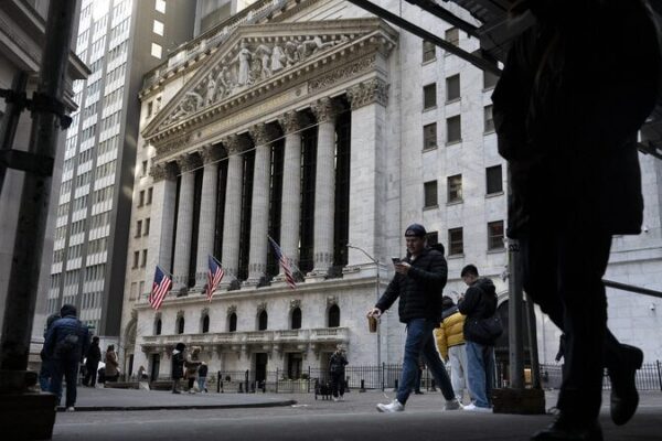 Wall_Street_cae_mientras_los_temores_por_aranceles_afectan_a_los_mercados