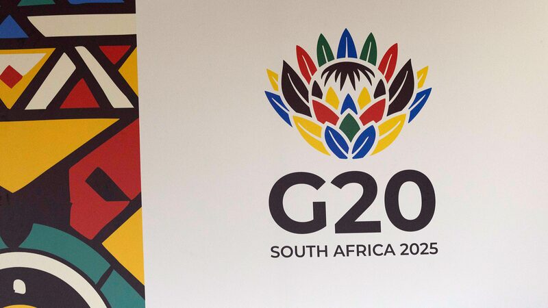 Wang_Yi_alienta_al_G20_a_liderar_la_paz_global__