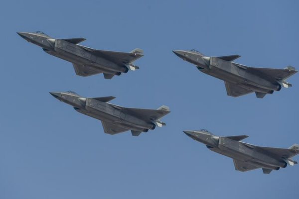 Xi Jinping presenta nuevas reglas para impulsar la investigación en equipos militares 🚀 Xi_Jinping_presenta_nuevas_reglas_para_impulsar_la_investigacio_n_en_equipos_militares__