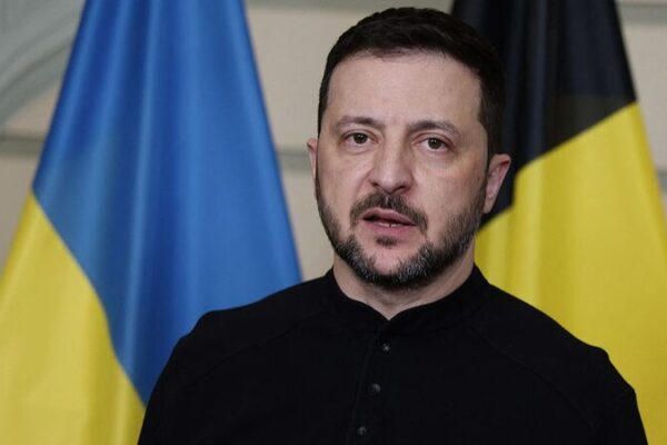 Aprobación de Zelenskyy Aumenta en Medio de Tensiones con EE.UU.: Nueva Encuesta Aprobacio_n_de_Zelenskyy_Aumenta_en_Medio_de_Tensiones_con_EE_UU___Nueva_Encuesta