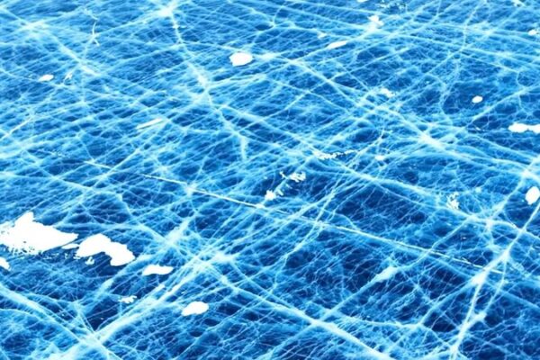 Asombroso_Xinjiang__La_primavera_revela_la_belleza_zafiro_del_Lago_Karakul video poster