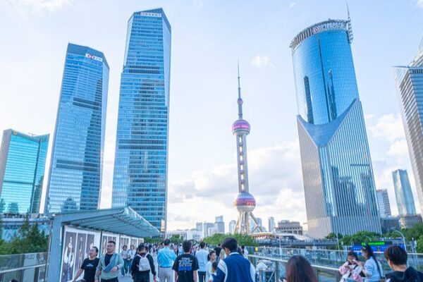 China apunta a un crecimiento económico del 5% en 2025 en medio de desafíos globales 🚀 China_apunta_a_un_crecimiento_econo_mico_del_5__en_2025_en_medio_de_desafi_os_globales__