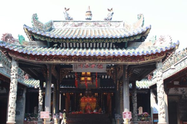 Descubre_el_Templo_Longmu__2_000_An_os_de_Cultura_junto_al_Ri_o_Xijiang___