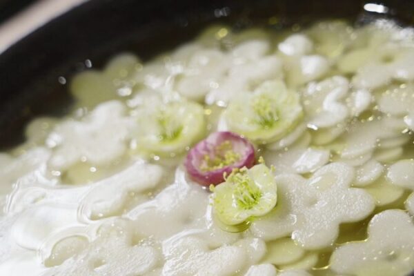 Descubre la Rica Herencia de China: Platos Antiguos, Tradiciones y Tendencias Modernas 🍜🚂👘 Descubre_la_Rica_Herencia_de_China__Platos_Antiguos__Tradiciones_y_Tendencias_Modernas____