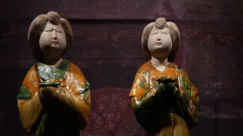 Descubrimientos_Raros_de_Cera_mica_Tang_Revelan_Secretos_de_la_Vida_Real