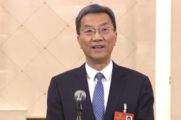 El_Ministro_de_Educacio_n_de_China_destaca_DeepSeek_y_la_robo_tica_como_el_futuro_del_aprendizaje