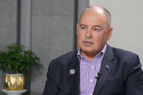 El_Primer_Ministro_de_las_Islas_Cook_aplaude_el_respeto_de_la_China_continental_por_la_soberani_a video poster