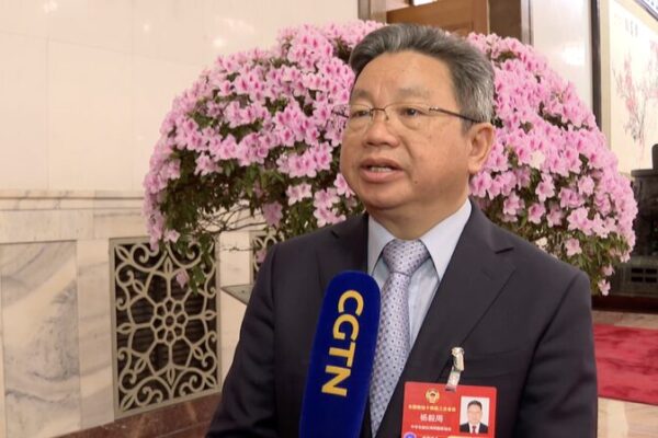 El_continente_chino_critica_a_las_autoridades_de_Taiwa_n_sobre_educacio_n_y_viajes____ video poster