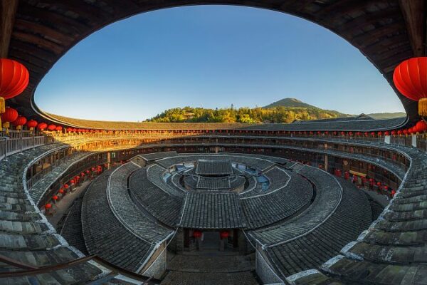 Explora los Encantadores Yongding Tulou en Fujian 🌍🏯 Explora_los_Encantadores_Yongding_Tulou_en_Fujian___ video poster