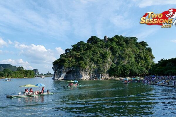 Explorando Xiangshan: Paisajes de Ensueño de Guilin 🌄 – Episodio 2 Explorando_Xiangshan__Paisajes_de_Ensuen_o_de_Guilin_____Episodio_2 video poster