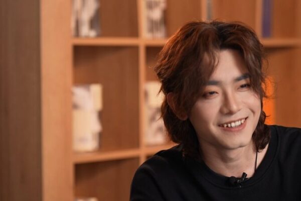 Fu Hongyu: Modernizando la música Guofeng para una nueva era 🎶 Fu_Hongyu__Modernizando_la_mu_sica_Guofeng_para_una_nueva_era__ video poster