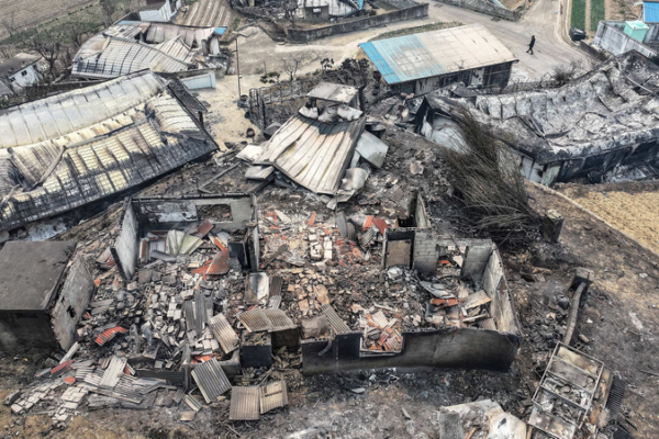 Pérdida trágica: Muere piloto de helicóptero en lucha contra incendios forestales en Corea del Sur