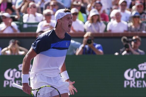 _Holger_Rune_sorprende_a_Medvedev_y_avanza_a_la_final_de_BNP_