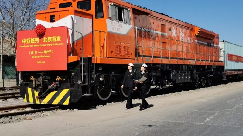 China impulsa el crecimiento asiático: Nuevo tren de carga inaugurado