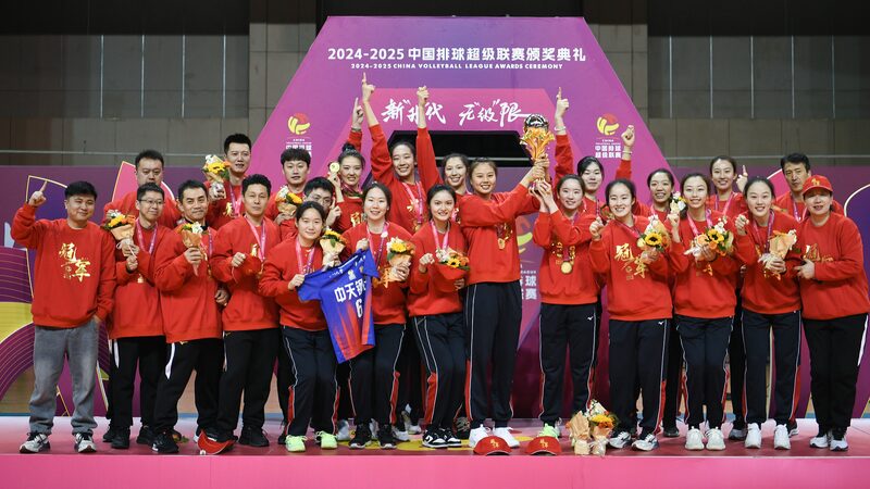 Jiangsu_triunfa_en_una_victoria_de_remontada_para_ganar_el_campeonato_de_voleibol_femenino_de_China___